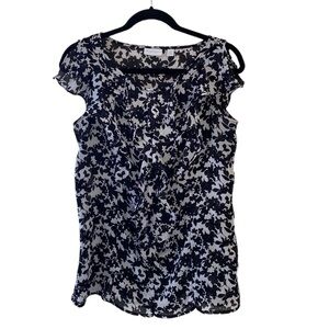 New York & Co Floral Blouse Size M Stretch Half buttons shirt sleeveless Pleaded